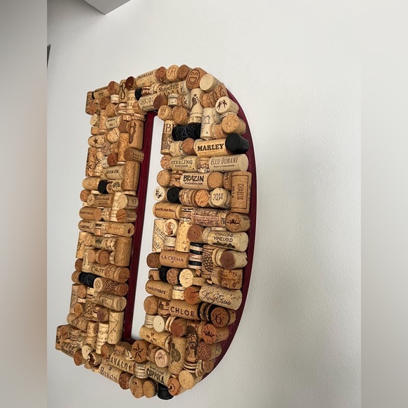 Homemade wine cork letter “D” - Picture 8 of 10